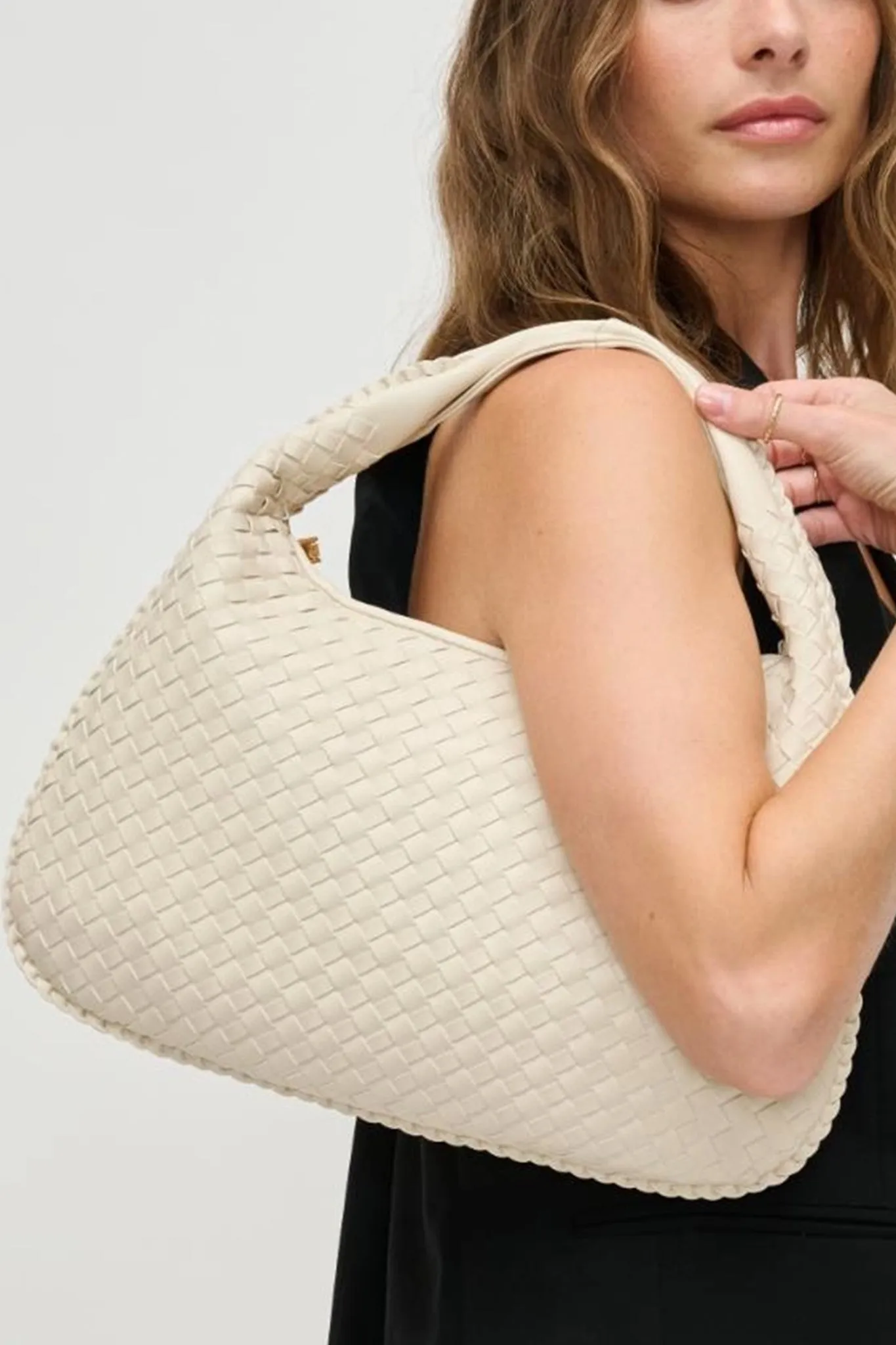 Adela Woven Hobo in Oatmilk