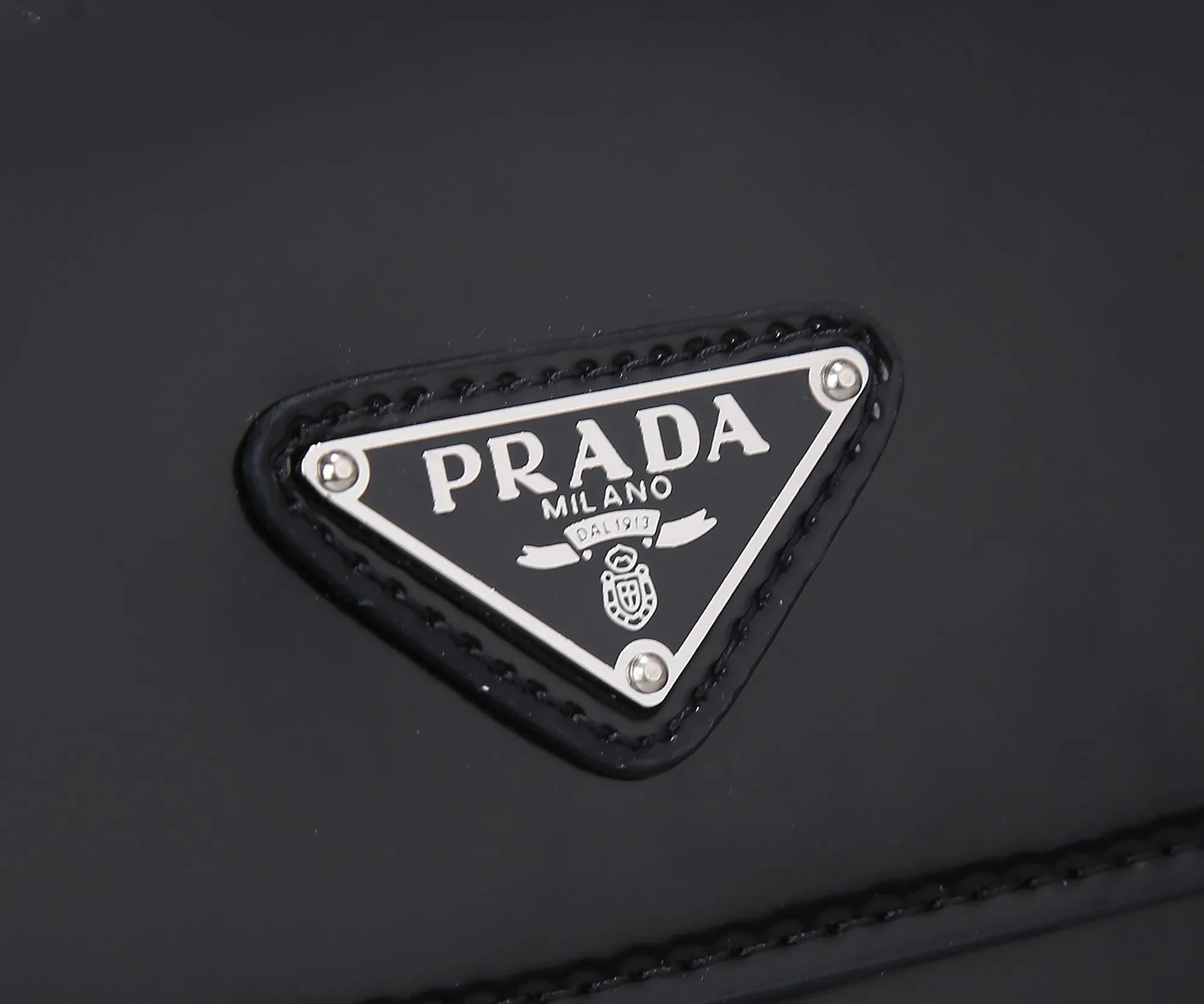 BOLSA Prada CLEO 24