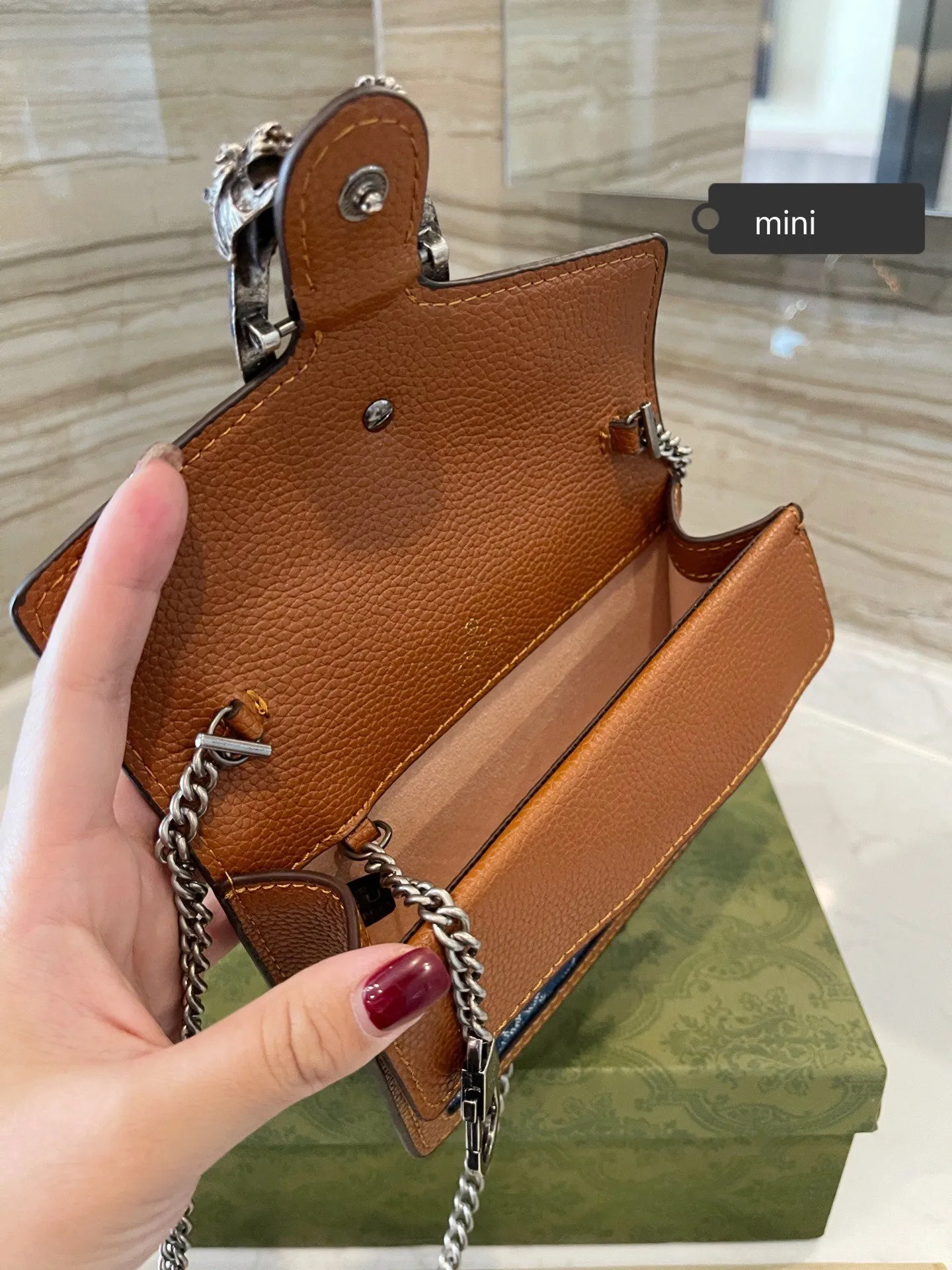 Designer Bags by Gucci 052