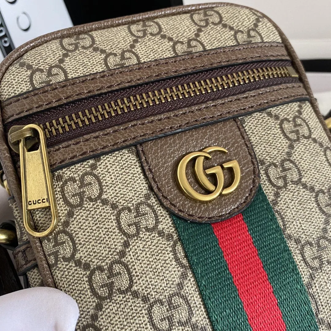 Designer Bags by Gucci 074
