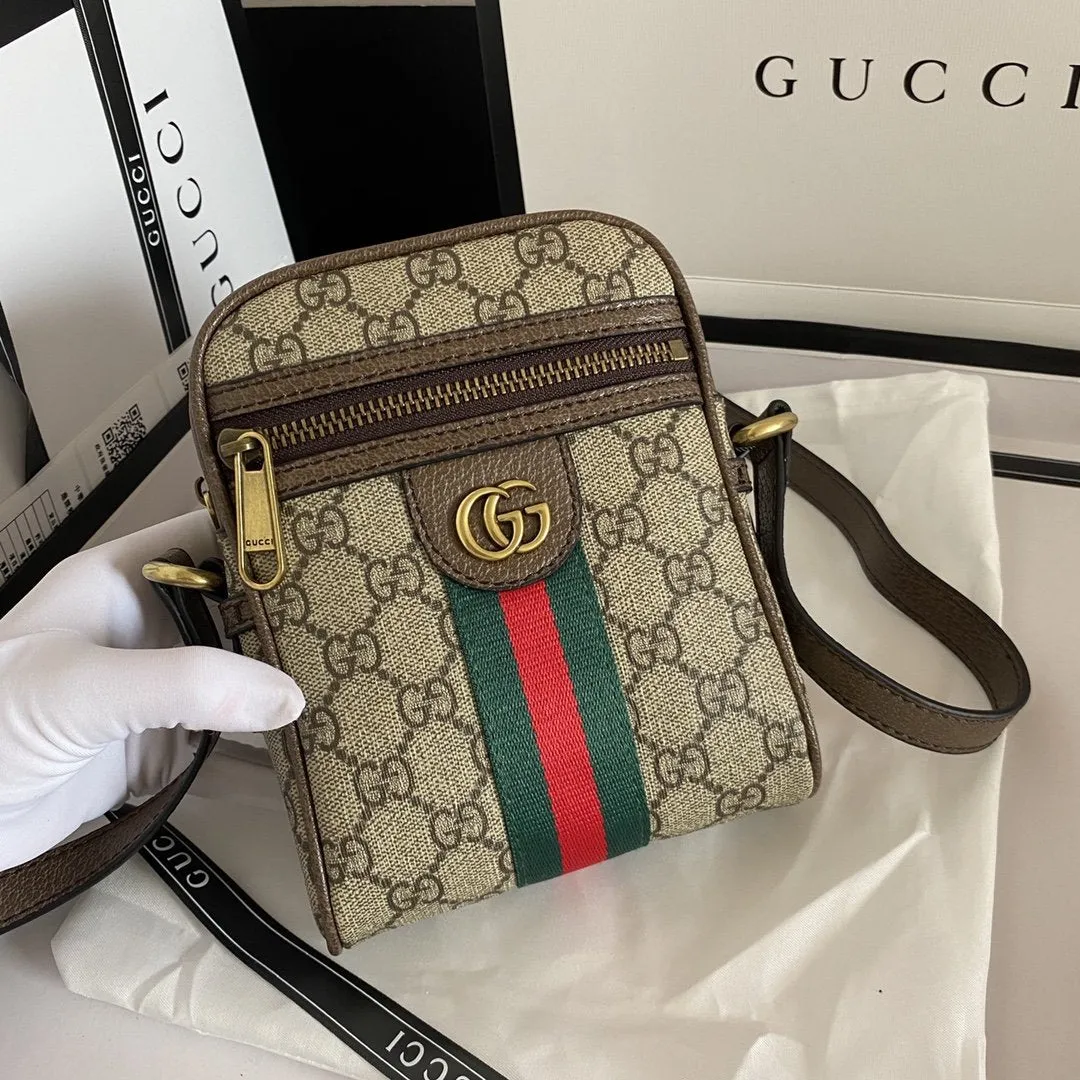 Designer Bags by Gucci 074