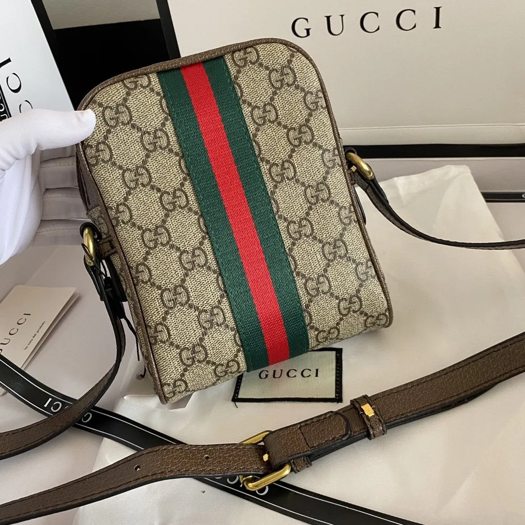 Designer Bags by Gucci 074