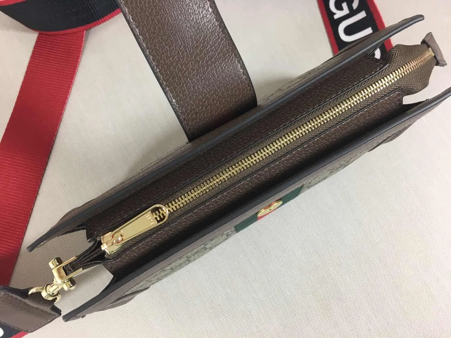 Designer Bags by Gucci 076