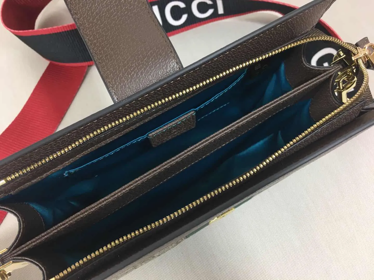 Designer Bags by Gucci 076