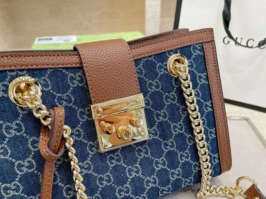 Designer Bags by Gucci 172