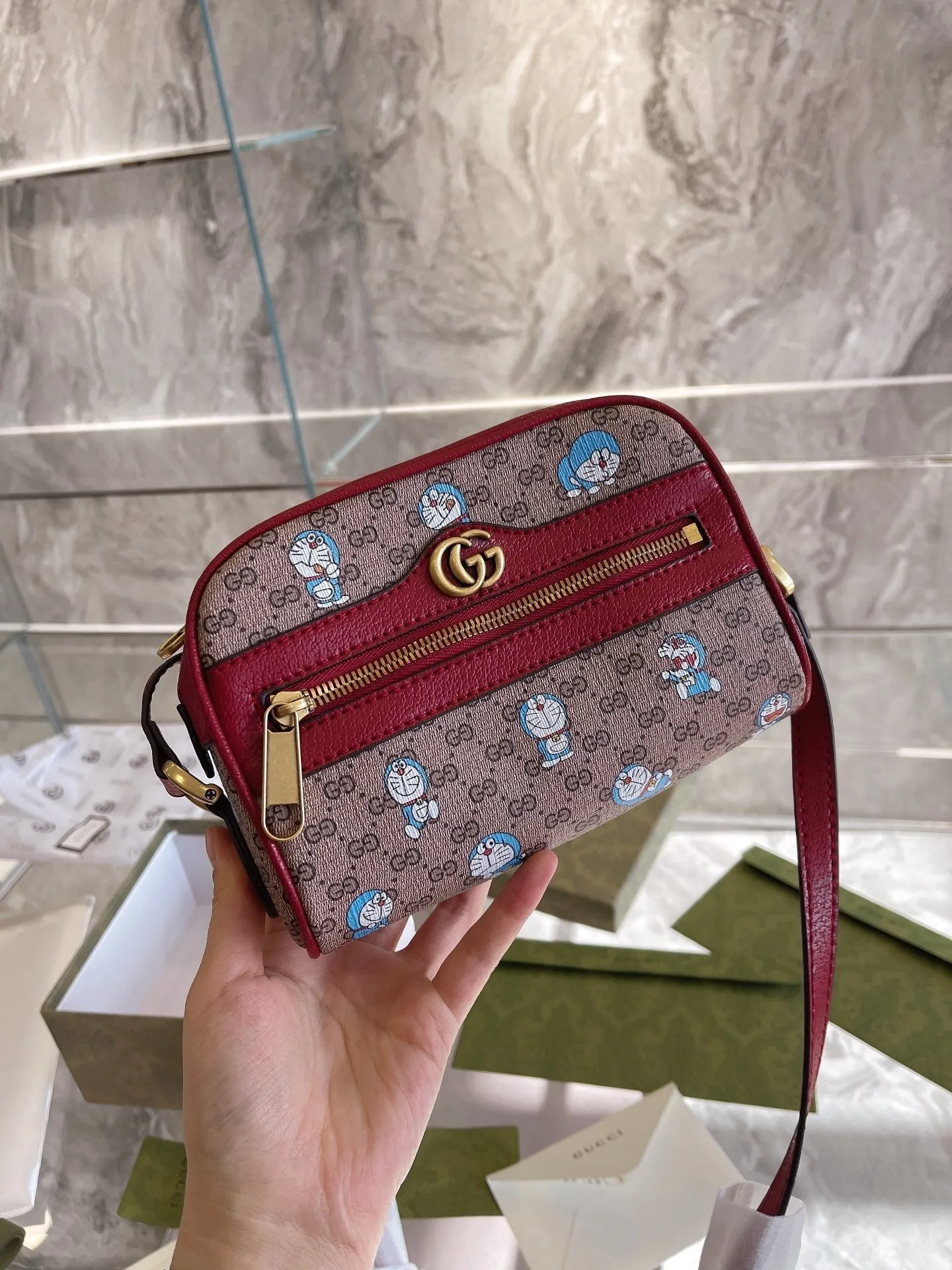 Designer Bags by Gucci 255