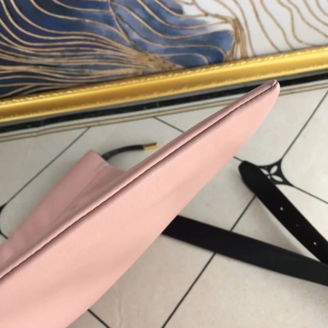 EN   Designer bags by Fendi 044