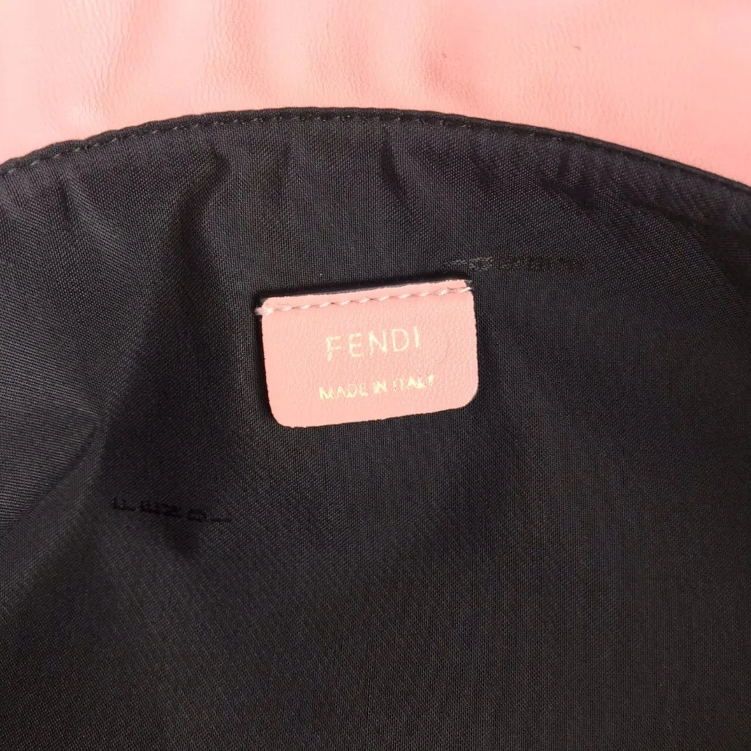 EN   Designer bags by Fendi 044