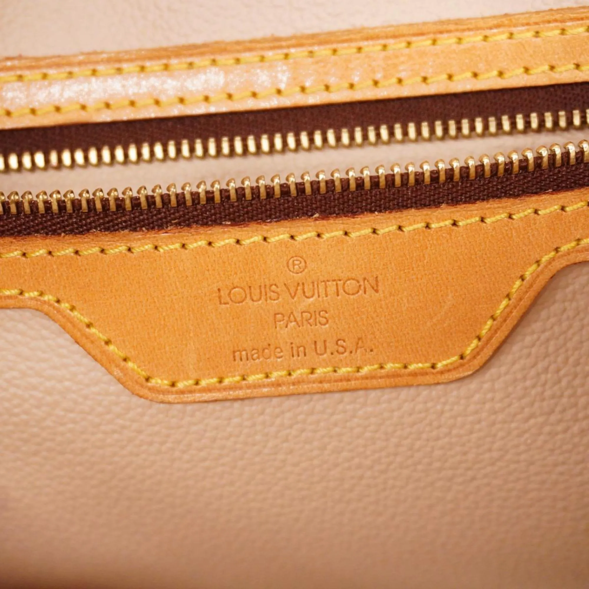 Louis Vuitton Bucket Gm  Canvas Tote Bag ()