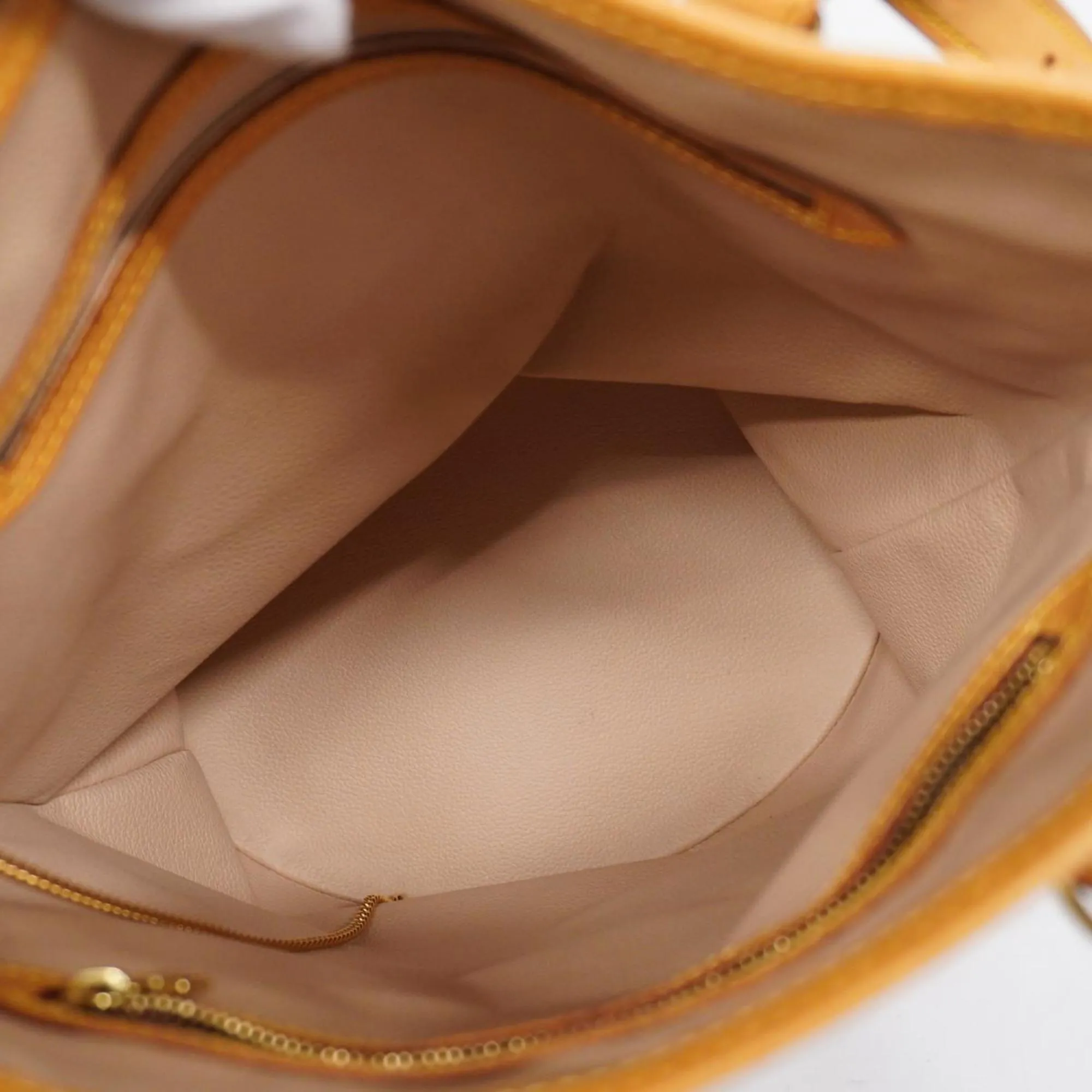 Louis Vuitton Bucket Gm  Canvas Tote Bag ()