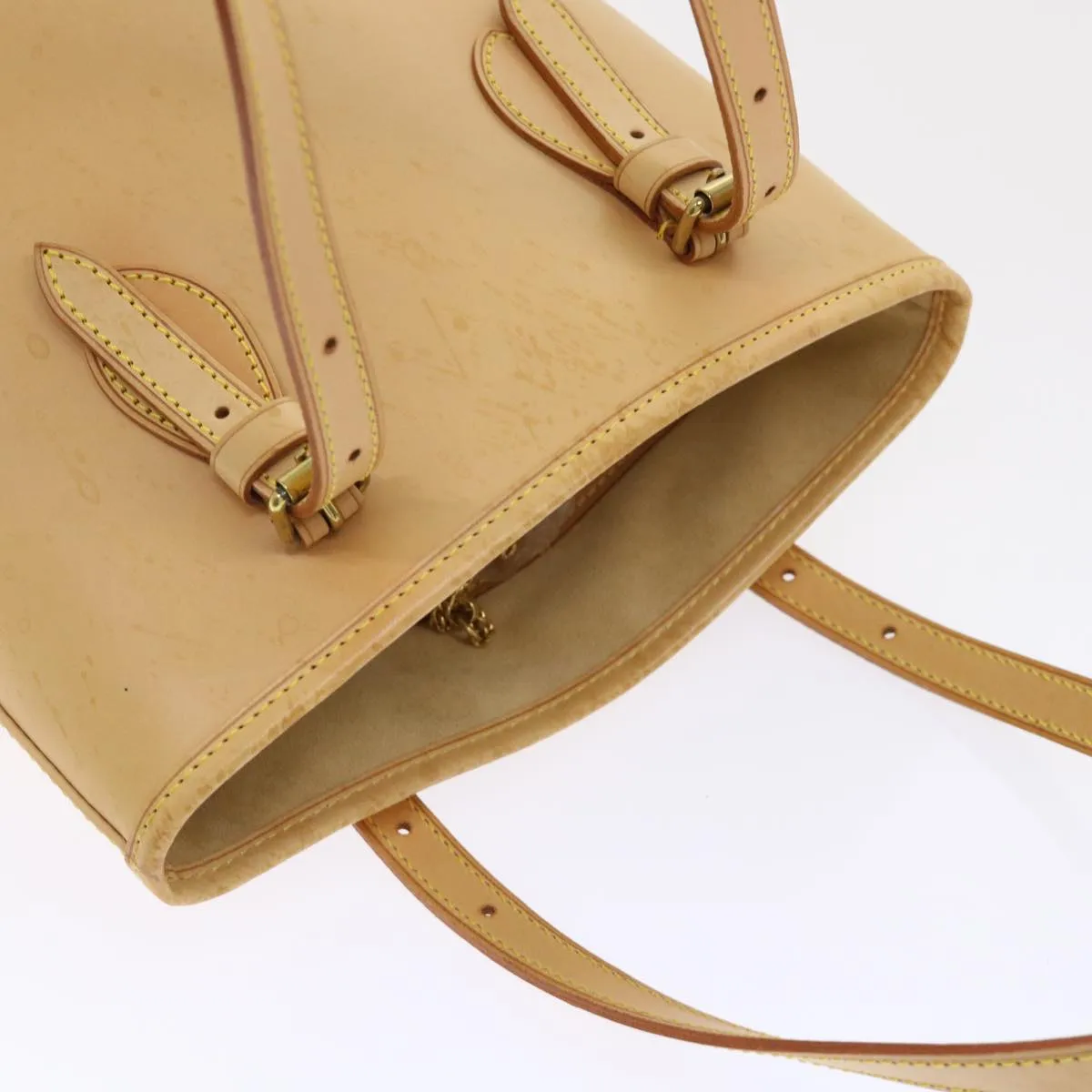 Louis Vuitton Bucket Pm  Leather Shoulder Bag ()