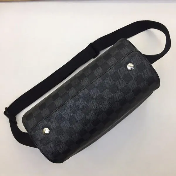 Naviglio Damier Graphite Canvas Messenger Bag
