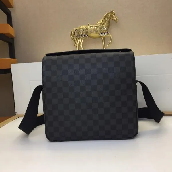 Naviglio Damier Graphite Canvas Messenger Bag