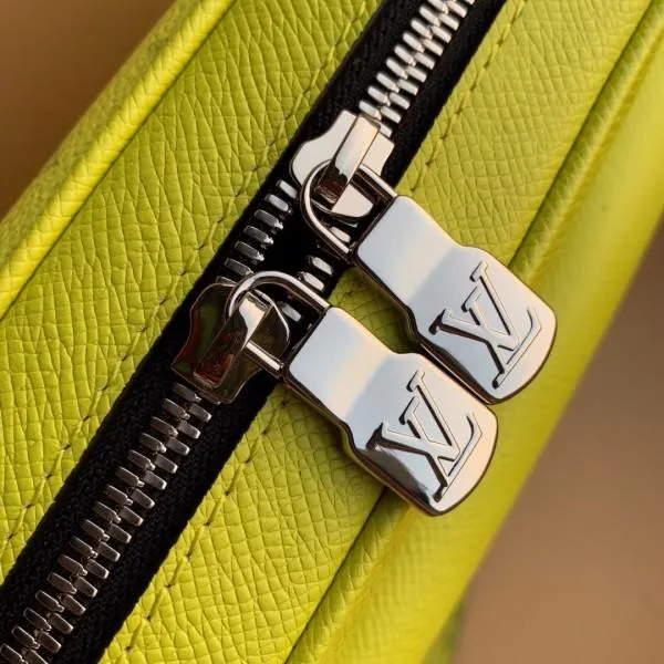 Outdoor Messenger Bag M30239 Yellow 2019 Collection