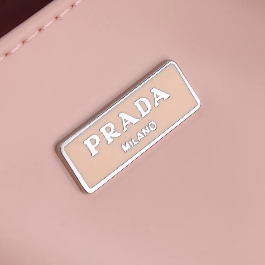 P Cleo Leather Bag