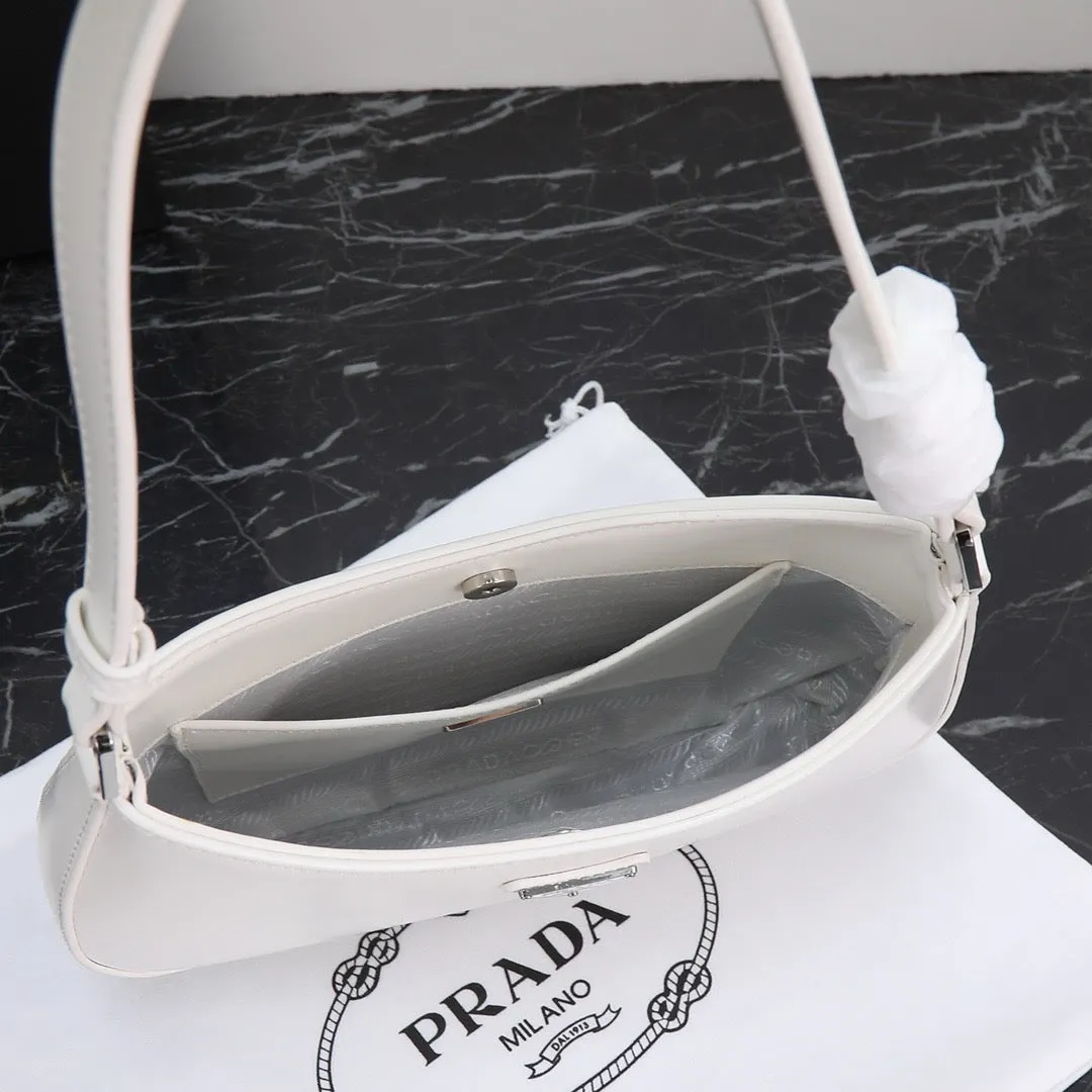 P Cleo Leather Bag